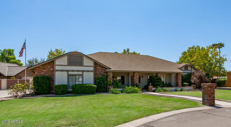 109 E Citation Ln, Tempe, AZ 85284 photo 1