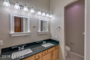 633 W Desert Ave, Gilbert, AZ 85233 photo 35