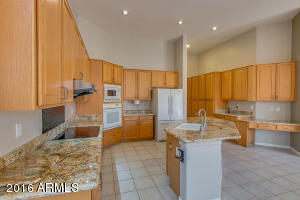 633 W Desert Ave, Gilbert, AZ 85233 photo 15