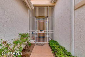 633 W Desert Ave, Gilbert, AZ 85233 photo 4