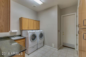 633 W Desert Ave, Gilbert, AZ 85233 photo 42