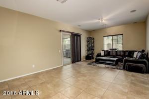2182 W Scully Dr, Phoenix, AZ 85023 photo 4