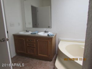 7631 E Hampton Ave, Mesa, AZ 85209 photo 7