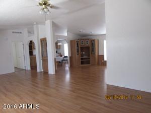 7631 E Hampton Ave, Mesa, AZ 85209 photo 3