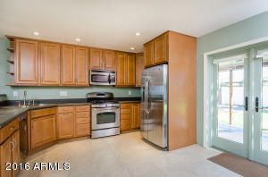 3021 E Larkspur Dr, Phoenix, AZ 85032 photo 4