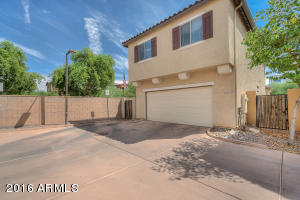 2873 S Key Biscayne Dr, Gilbert, AZ 85295 photo 23
