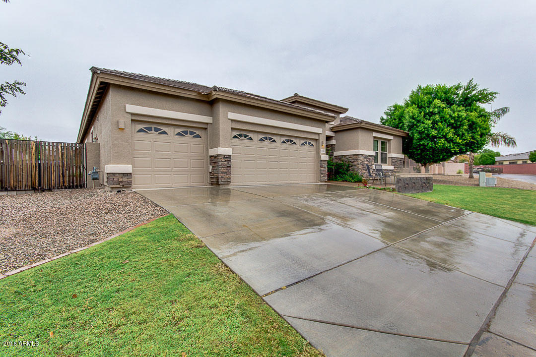 2130 S 106th Pl, Mesa, AZ 85209 photo 3
