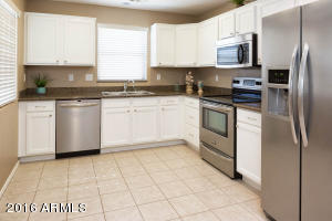 2707 E Bart St, Gilbert, AZ 85295 photo 5