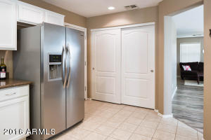 2707 E Bart St, Gilbert, AZ 85295 photo 8