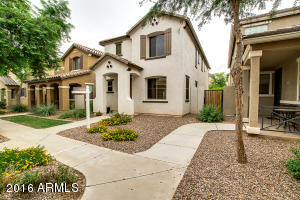 2854 S Brett St, Gilbert, AZ 85295 photo 2