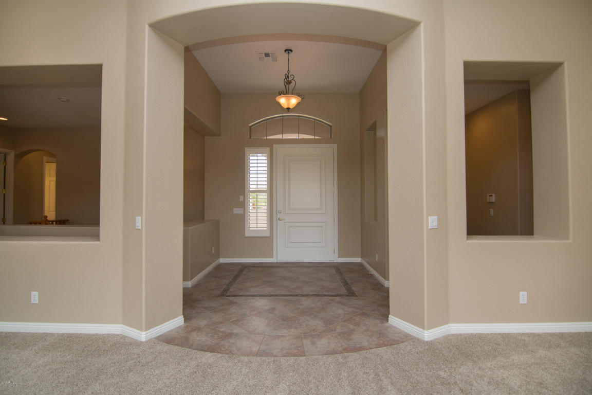 716 E Hopkins Rd, Gilbert, AZ 85295 photo 4
