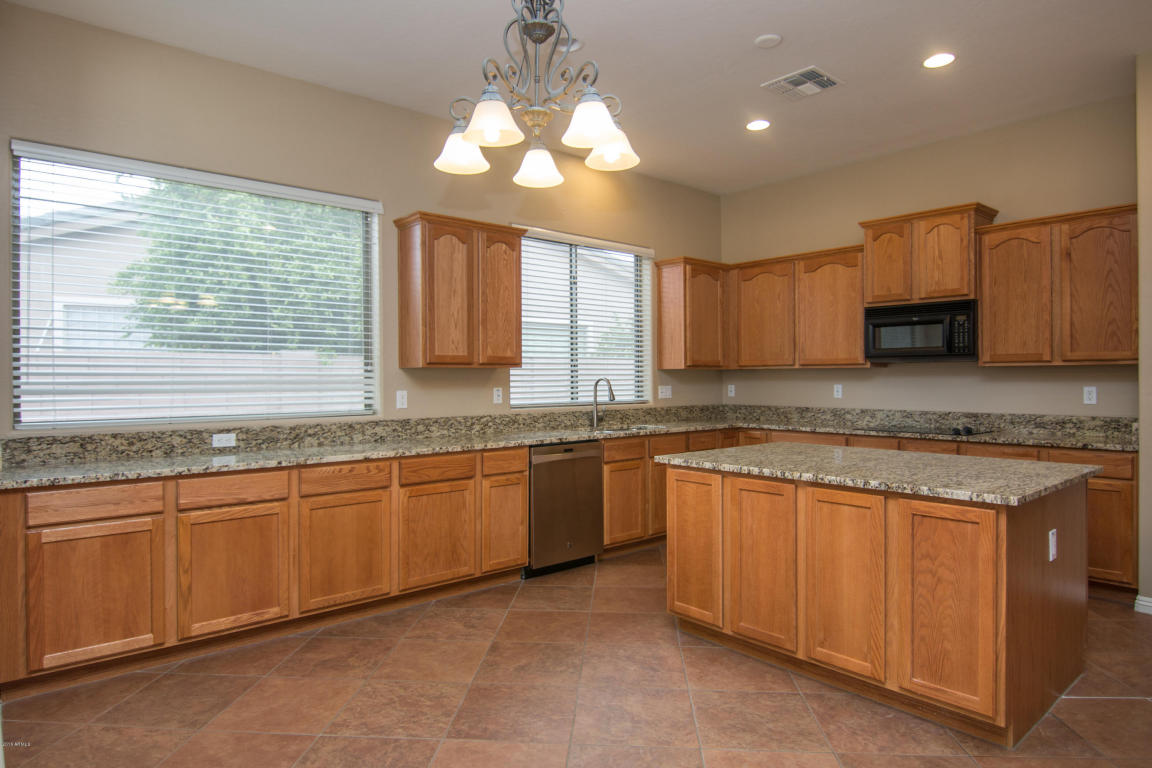 716 E Hopkins Rd, Gilbert, AZ 85295 photo 11
