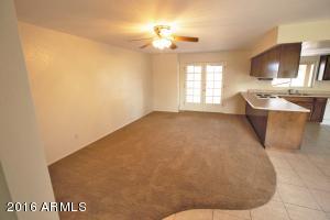 313 S Cholla St, Gilbert, AZ 85233 photo 3
