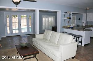 1602 E Weathervane Ln, Tempe, AZ 85283 photo 4