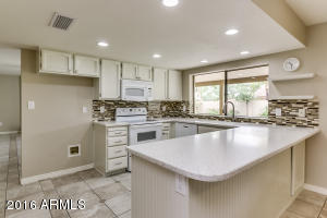 302 E Paradise Ln, Phoenix, AZ 85022 photo 16