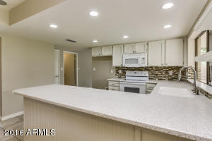 302 E Paradise Ln, Phoenix, AZ 85022 photo 15