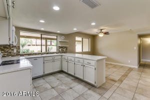 302 E Paradise Ln, Phoenix, AZ 85022 photo 18