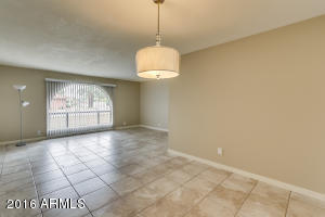 302 E Paradise Ln, Phoenix, AZ 85022 photo 10