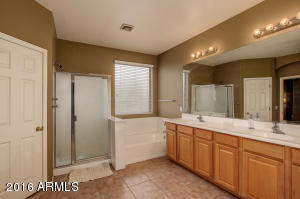 4390 E Lantern Ct, Gilbert, AZ 85297 photo 33