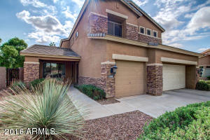 4390 E Lantern Ct, Gilbert, AZ 85297 photo 2