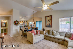 2071 E Pinto Dr, Gilbert, AZ 85296 photo 9