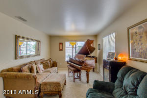 2071 E Pinto Dr, Gilbert, AZ 85296 photo 5