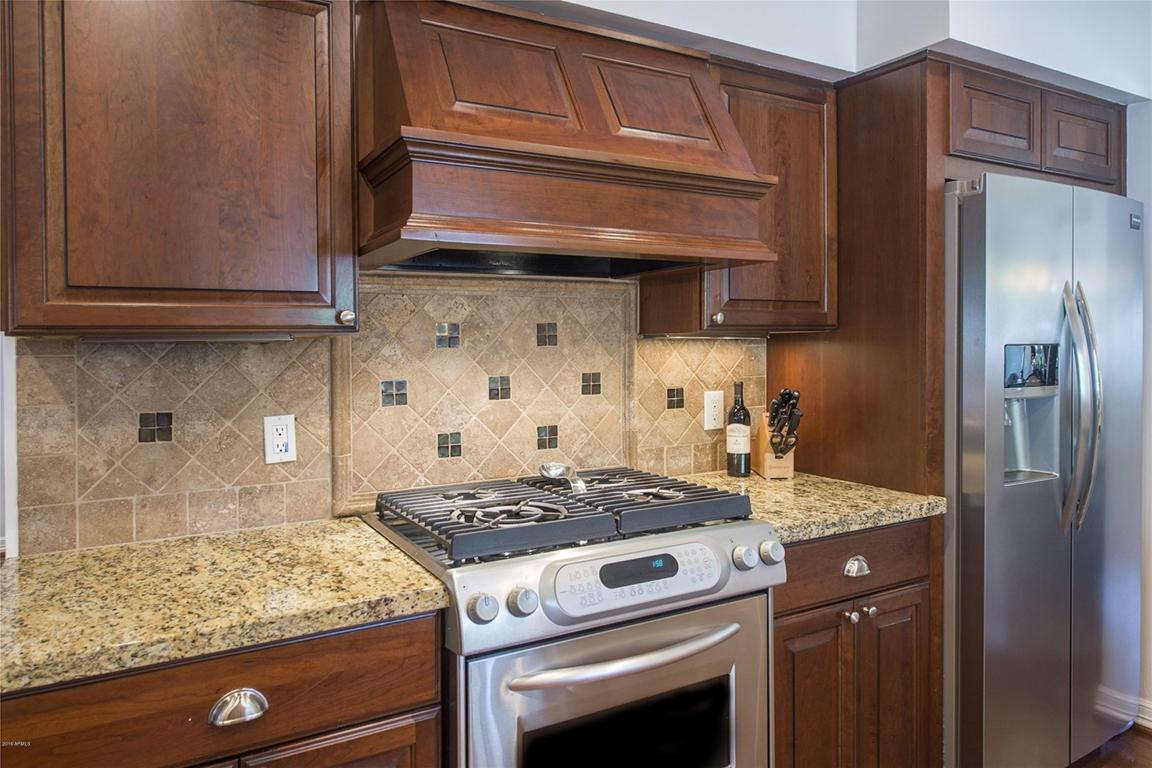 3610 N 49th Pl, Phoenix, AZ 85018 photo 11
