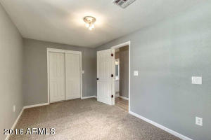 1104 E Oak St, Phoenix, AZ 85006 photo 17