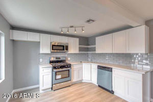 1104 E Oak St, Phoenix, AZ 85006 photo 6