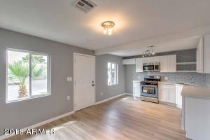 1104 E Oak St, Phoenix, AZ 85006 photo 8