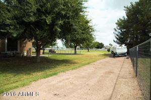 2577 E Strawberry Dr, Gilbert, AZ 85298 photo 9
