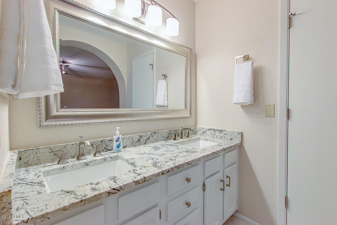 607 E Arabian Ct, Gilbert, AZ 85296 photo 11