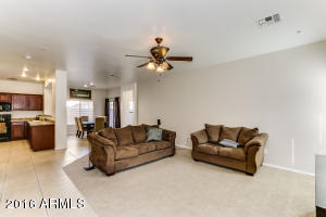 902 E Dee St, Avondale, AZ 85323 photo 5