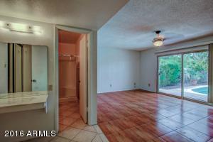 716 E Diamond Dr, Tempe, AZ 85283 photo 8