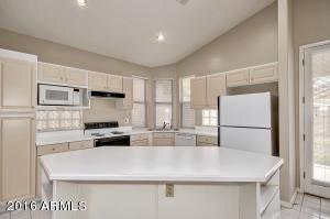 2316 E Silverwood Dr, Phoenix, AZ 85048 photo 10