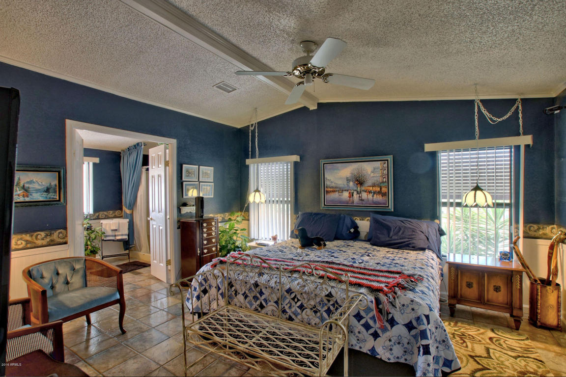 2573 W Cody St, Apache Junction, AZ 85120 photo 6