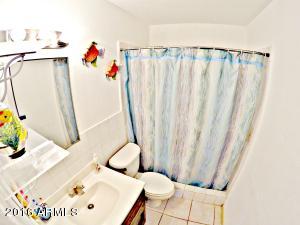 2036 E Nancy Ln, Phoenix, AZ 85042 photo 8