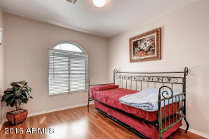 3208 E Kerry Ln, Phoenix, AZ 85050 photo 14