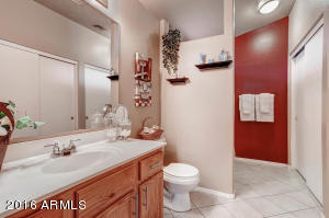 3208 E Kerry Ln, Phoenix, AZ 85050 photo 20
