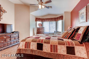 3208 E Kerry Ln, Phoenix, AZ 85050 photo 19