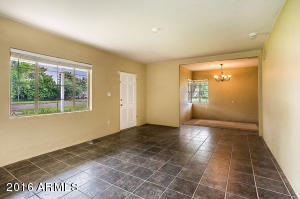 315 E Oregon Ave, Phoenix, AZ 85012 photo 3