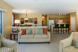 4352 E Selena Dr, Phoenix, AZ 85050 photo 9