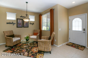 4352 E Selena Dr, Phoenix, AZ 85050 photo 6