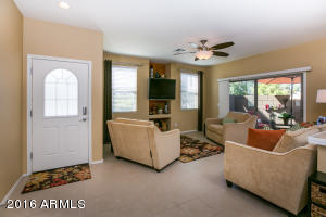 4352 E Selena Dr, Phoenix, AZ 85050 photo 5