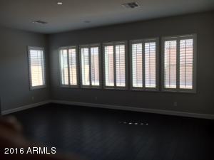 2921 E Branham Ln, Phoenix, AZ 85042 photo 10