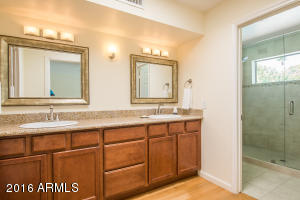 4528 E Lupine Ave, Phoenix, AZ 85028 photo 8