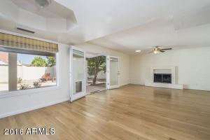 4528 E Lupine Ave, Phoenix, AZ 85028 photo 5