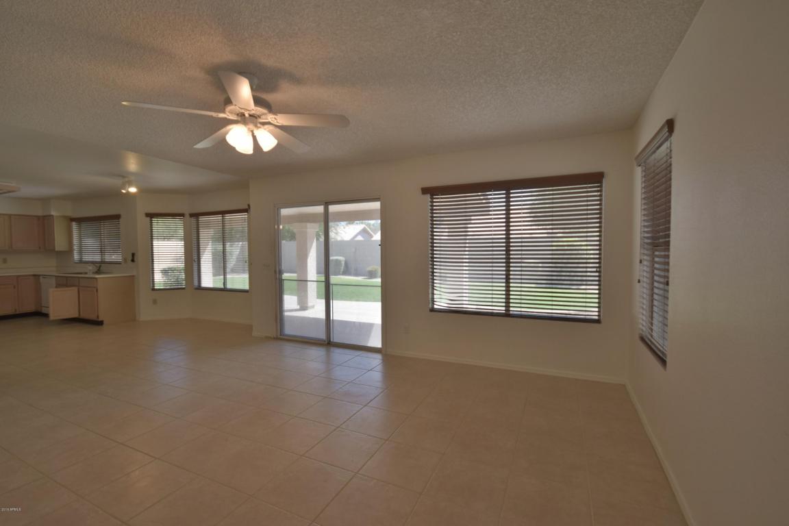 7435 E Ivyglen St, Mesa, AZ 85207 photo 6