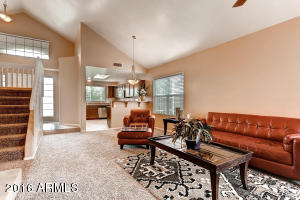 814 W Iris Dr, Gilbert, AZ 85233 photo 8