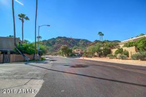 712 E North Ln #2, Phoenix, AZ 85020 photo 1